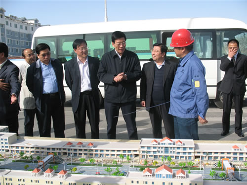 ʡ�L����ʢ�^Ħ�����P���̘I���н֡�ģ��